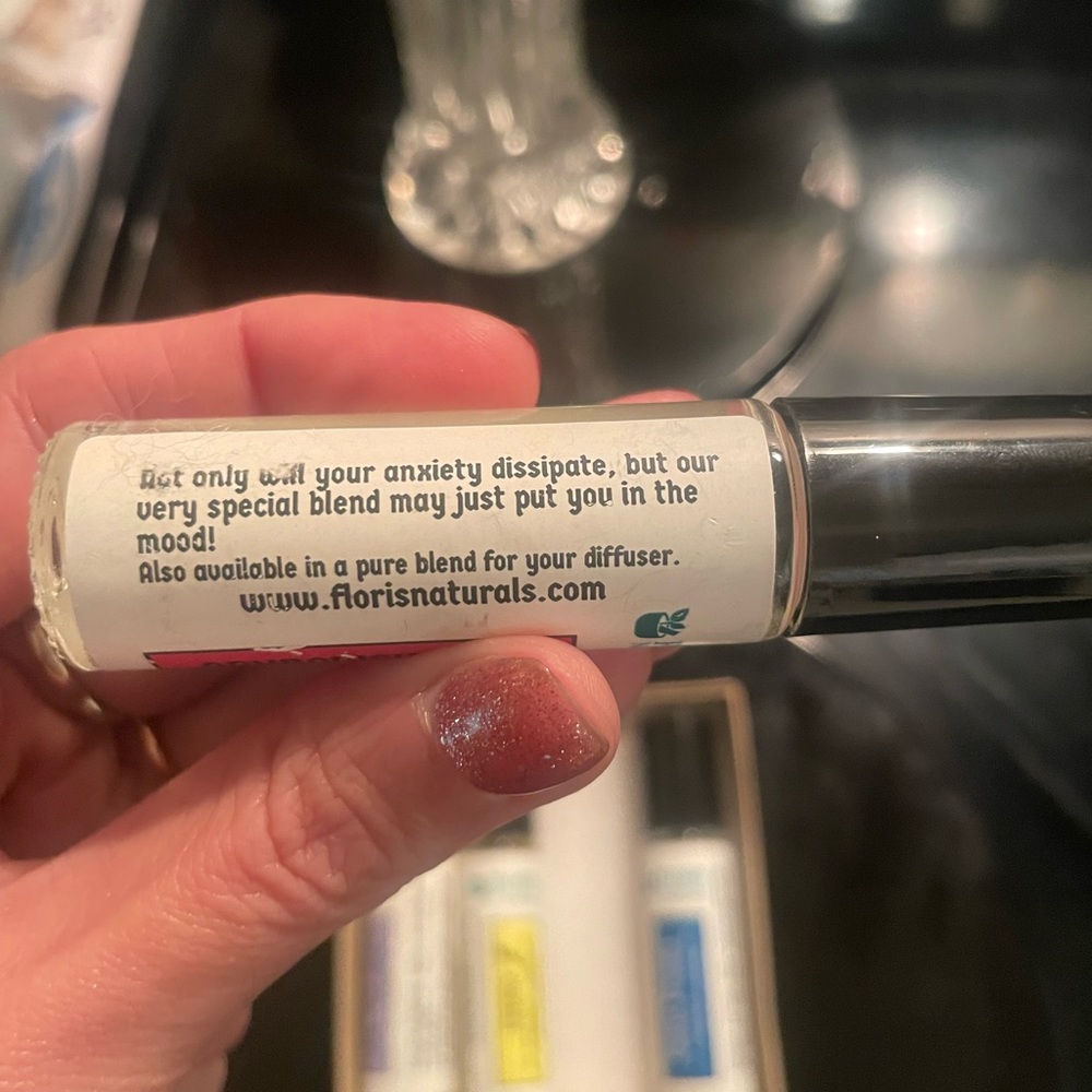 Essential Oil Roll-On set of 4 - Picture 11 of 14